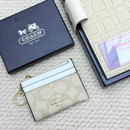 コーチ 長財布