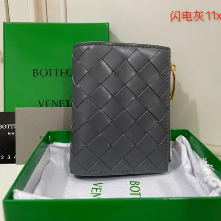 ボッテガ ヴェネタ 折り財布