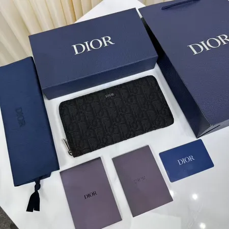 ディオール 長財布