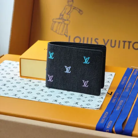 ルイヴィトン 折り財布