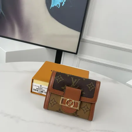 ルイヴィトン 折り財布