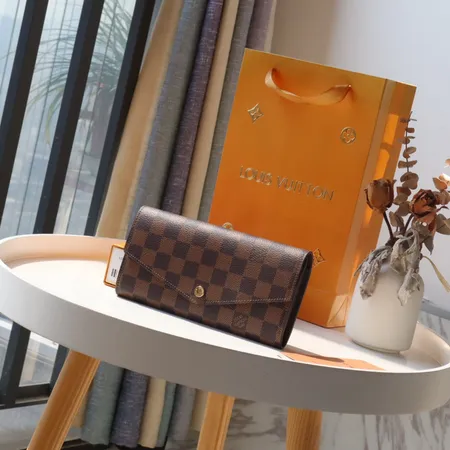 ルイヴィトン 長財布