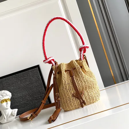 プラダ キーケース