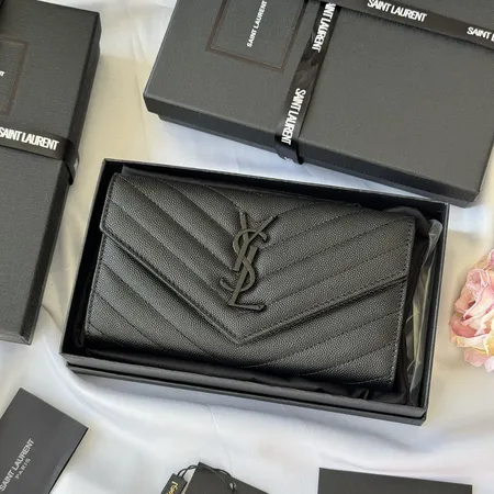 イブサンローラン 長財布