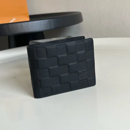 ルイヴィトン 折り財布