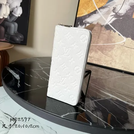 ルイヴィトン 名刺入れ