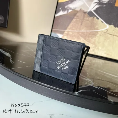 ルイヴィトン 折り財布