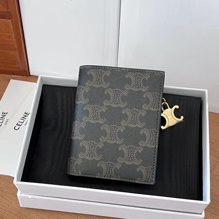 セリーヌ 折り財布