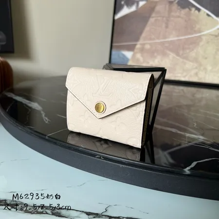 ルイヴィトン 折り財布