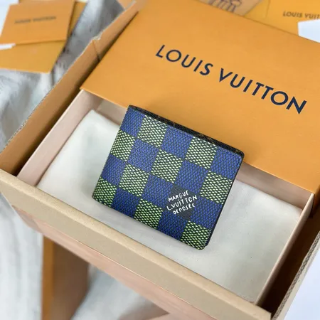 ルイヴィトン 折り財布