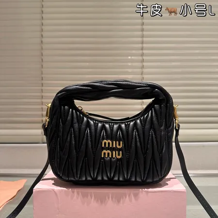 ミュウミュウ キーケース