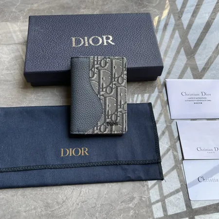 ディオール 長財布