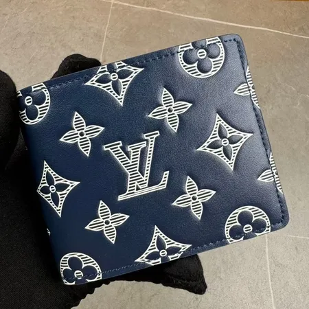 ルイヴィトン 折り財布