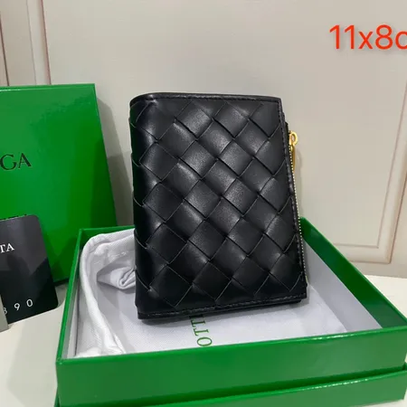 ボッテガ ヴェネタ 折り財布