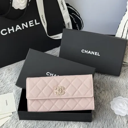 シャネル 長財布