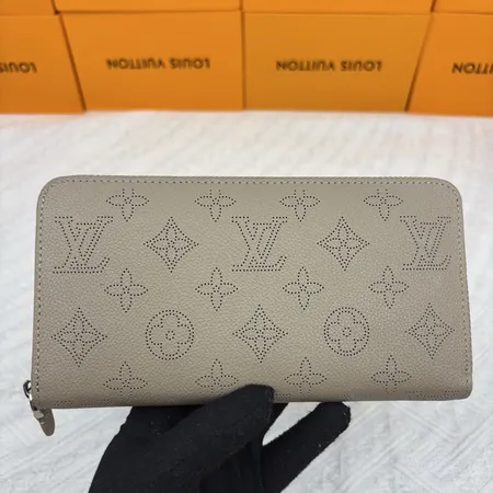 ルイヴィトン 長財布