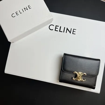 セリーヌ 折り財布