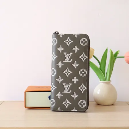 ルイヴィトン 長財布