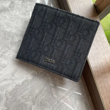 ディオール 折り財布