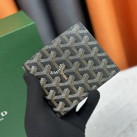 ゴヤール 折り財布