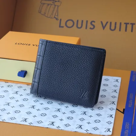 ルイヴィトン 折り財布