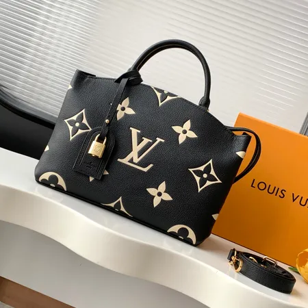 ルイヴィトン キーケース