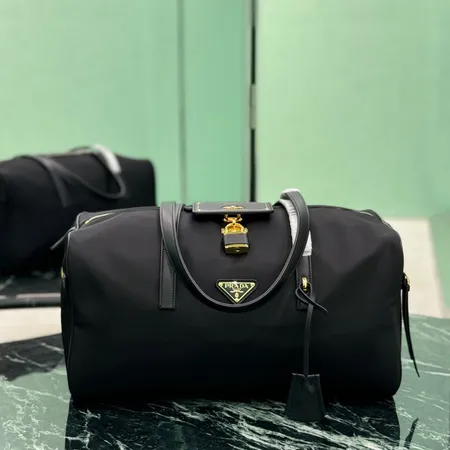 プラダ キーケース