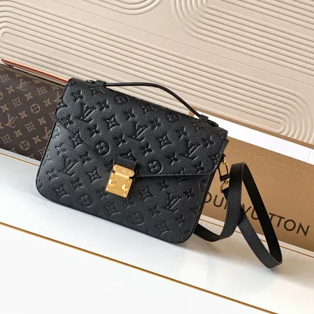 ルイヴィトン キーケース