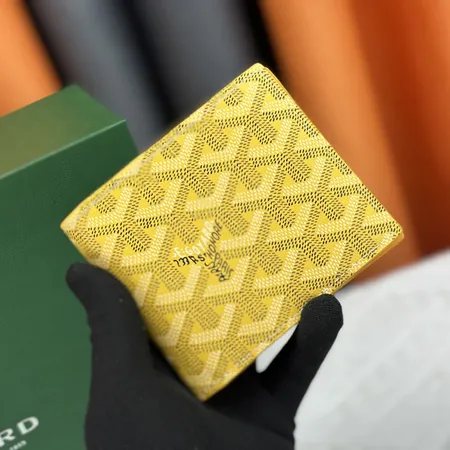 ゴヤール 折り財布