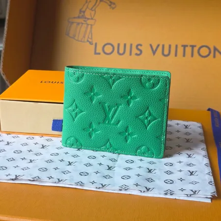 ルイヴィトン 折り財布