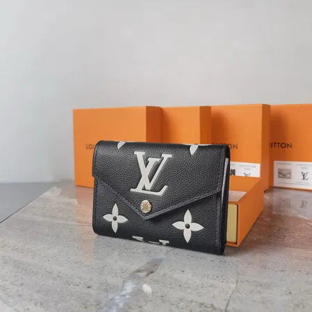 ルイヴィトン 折り財布