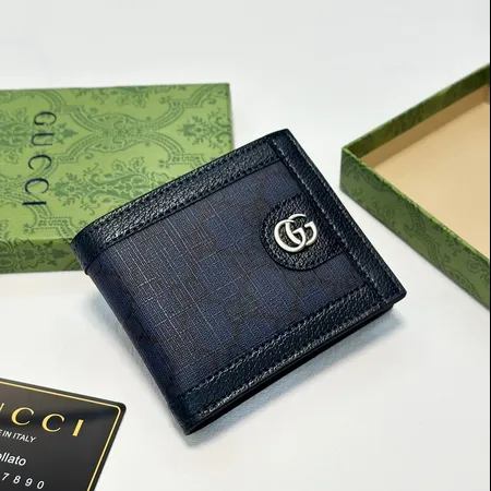 グッチ 折り財布