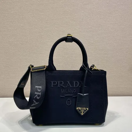 プラダ キーケース