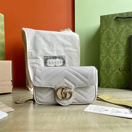 グッチ キーケース