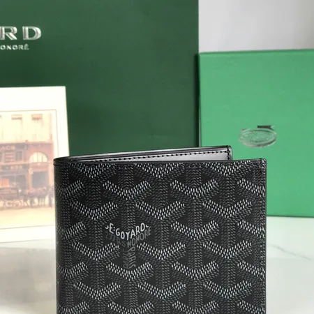 ゴヤール 折り財布