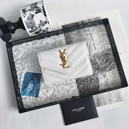 イブサンローラン 折り財布