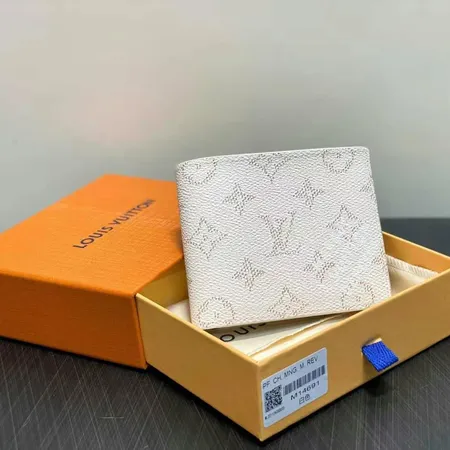 ルイヴィトン 折り財布