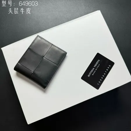 ボッテガ ヴェネタ 折り財布
