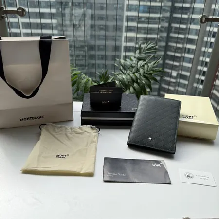 モンブラン 折り財布