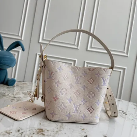 ルイヴィトン キーケース