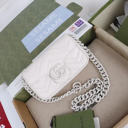 グッチ キーケース