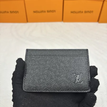 ルイヴィトン 名刺入れ