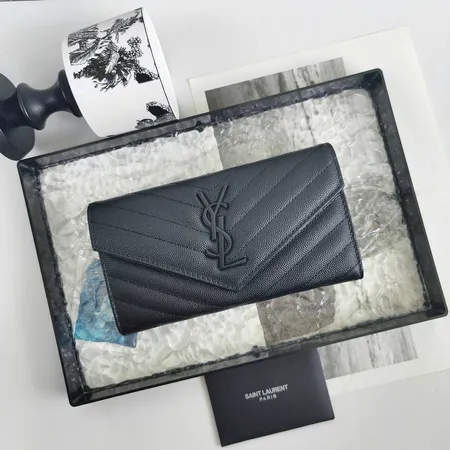 イブサンローラン 長財布