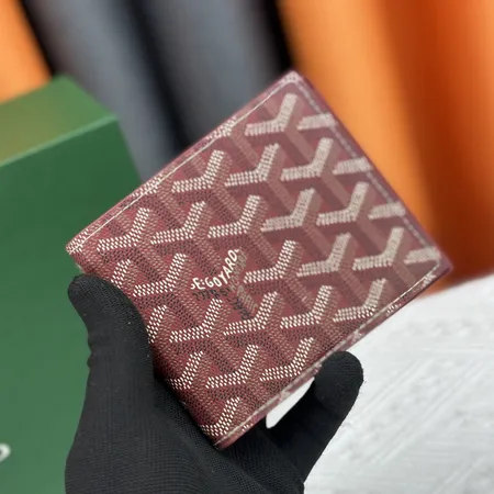 ゴヤール 折り財布