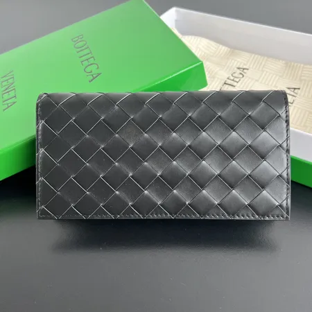 ボッテガ ヴェネタ 長財布