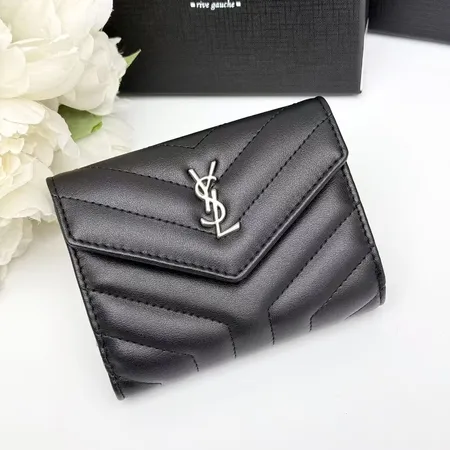 イブサンローラン 折り財布