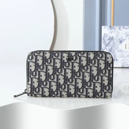 ディオール 長財布