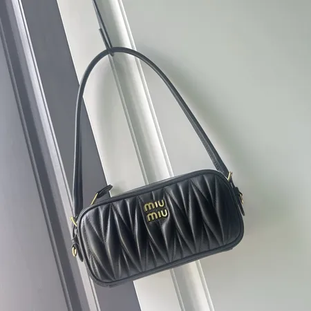 ミュウミュウ キーケース