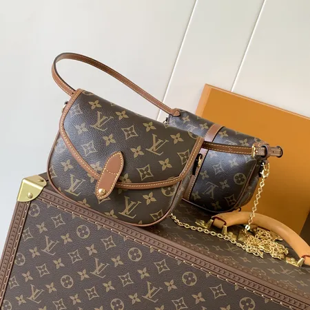 ルイヴィトン キーケース