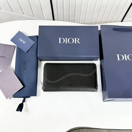 ディオール 長財布
